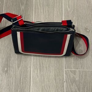 Alfani Gray Zip-Up bag